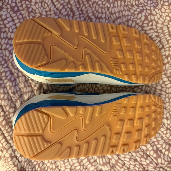 BRAND NEW IN BOX *custom* NIKE AIR MAX 90 Women’s size 9.5 - Picture 6 of 7